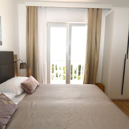 Amari Apartment Starigrad Exterior photo