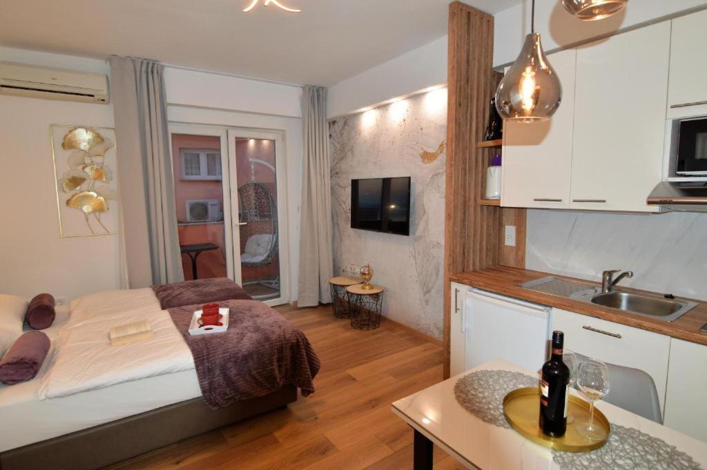 Amari Apartment Starigrad Exterior photo